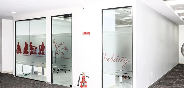 glass partition wall pune